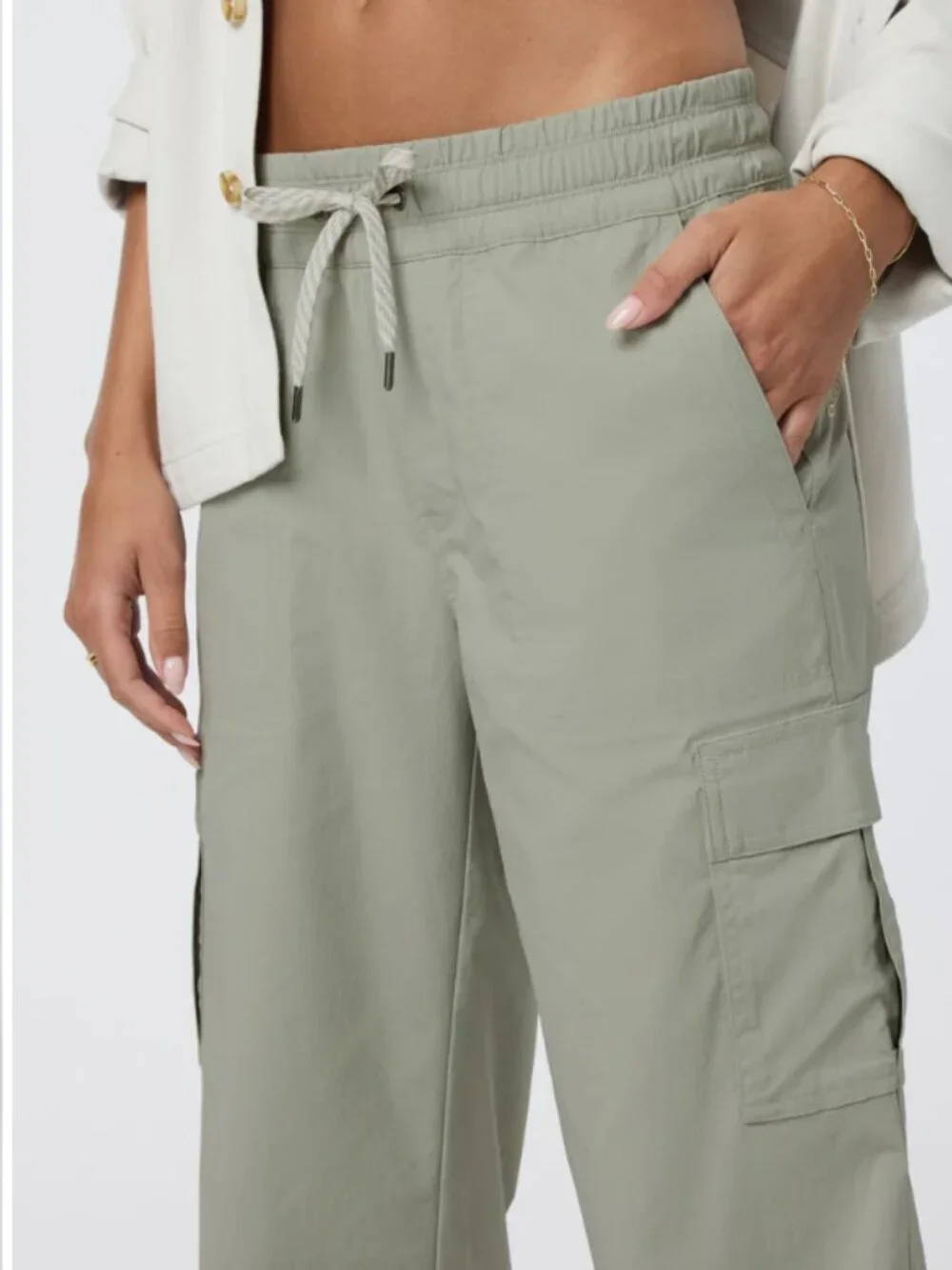 Vuori Women's Birch Cargo Pant Talc XS - Picture 7 of 8